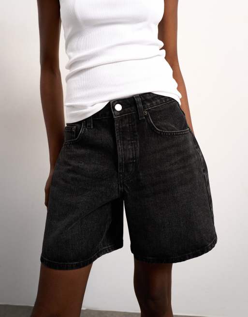 Topshop – Editor – Czarne jeansowe szorty z efektem sprania, 4 z 5