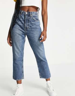 Topshop - Editor - Jeans mit geradem Bein in mittelblauer Waschung