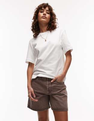 Topshop - Editor - Jeans-Shorts in Otterbraun