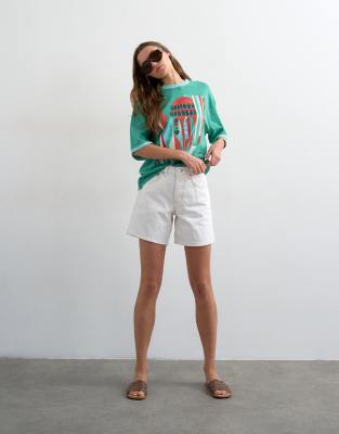 Topshop - Editor - Jeans-Shorts in Weiß