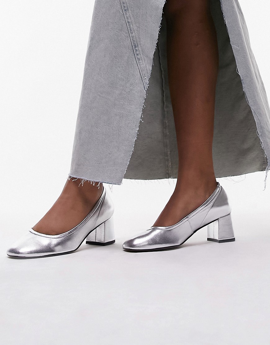 Topshop Elana leather heeled ballerina shoe in silver