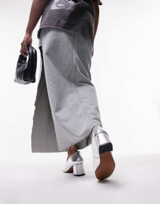 Topshop Elana leather heeled ballerina shoe in silver, 2 of 4