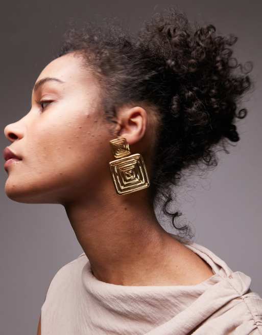 Topshop – Eleanor – Goldfarbene Statement-Ohrstecker mit eckigem Design