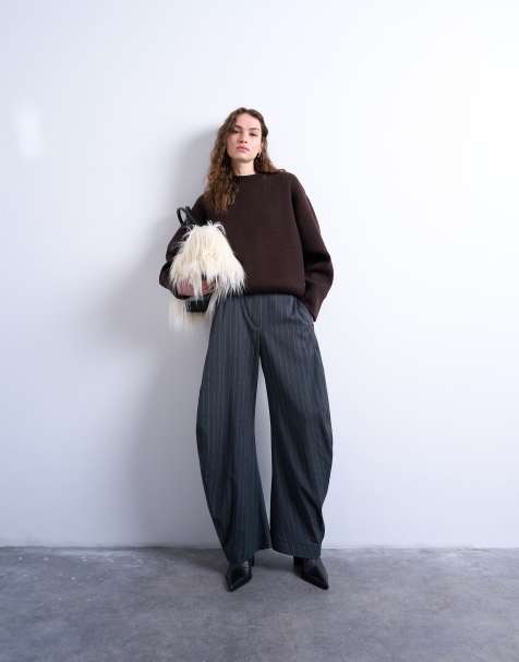 Topshop - Elegante gestreepte broek met wijde ronde pijpen in grijs - view 1