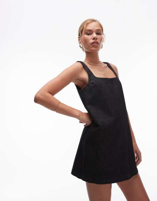 Topshop – Elegantes Jeans-Schürzenkleid in schwarzer Rinse-Waschung, 3 von 5