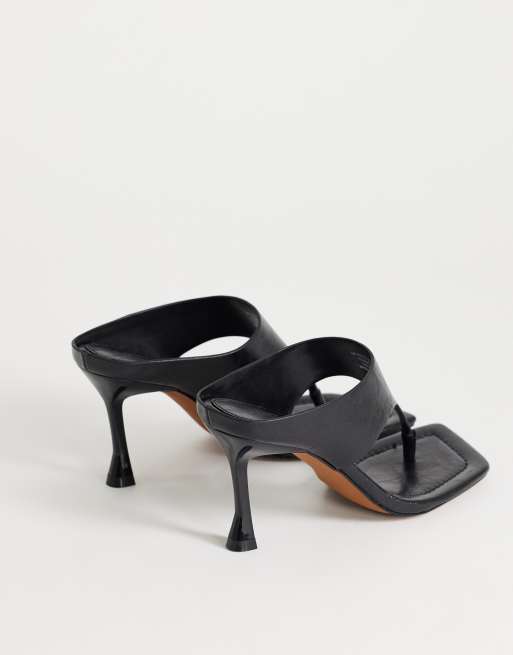 Topshop - Elodie - Sandalias de dedo negras estilo mules de tacón medio, 3 de 4