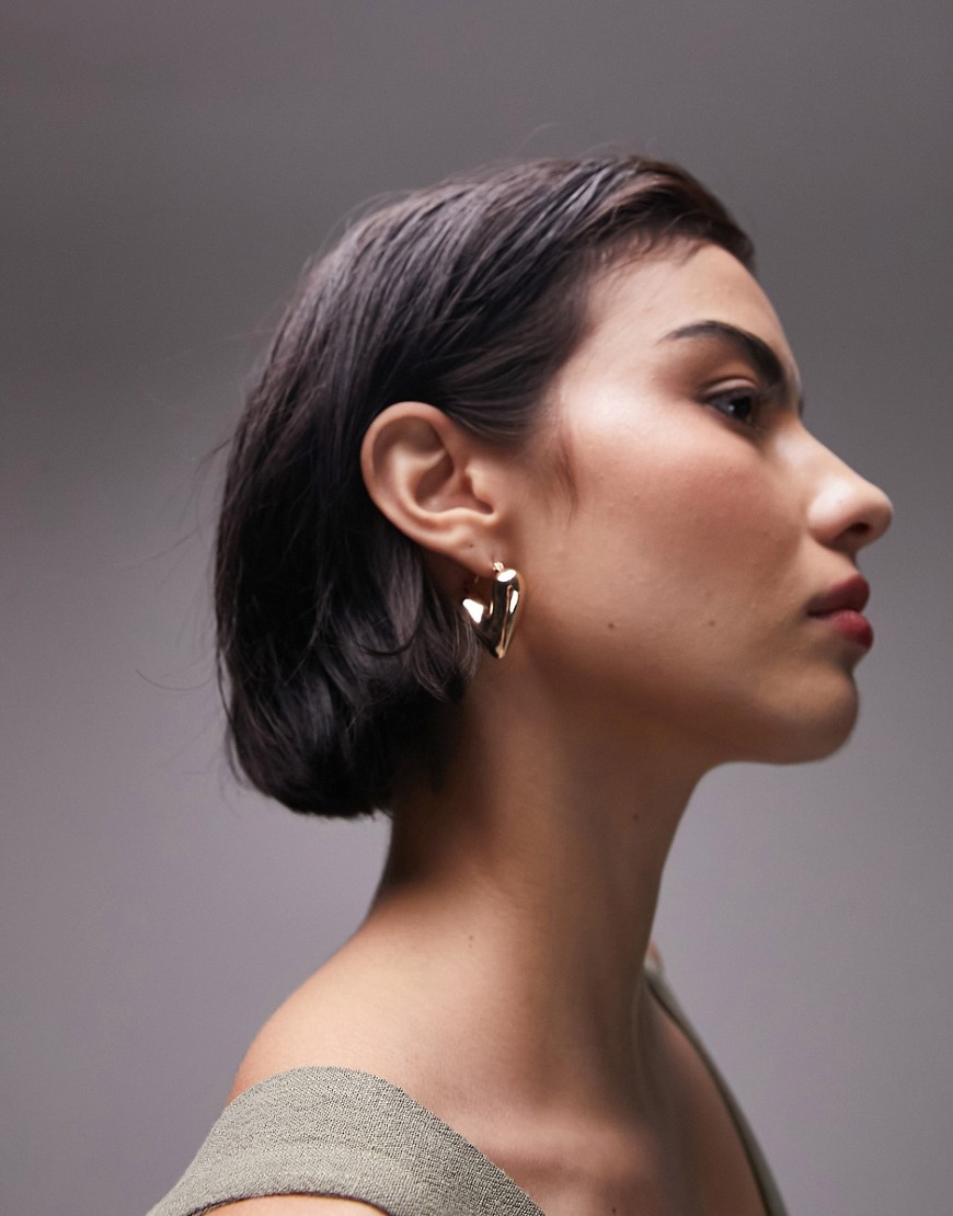Topshop Elsie ’v’ shaped hoop earrings in gold tone