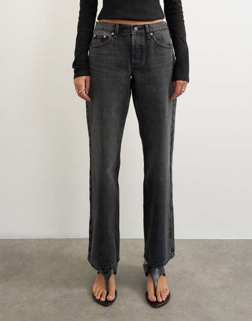 Topshop – Ember – Bleksvarta, avslappnade jeans med raka ben och låg midja, 2 av 5