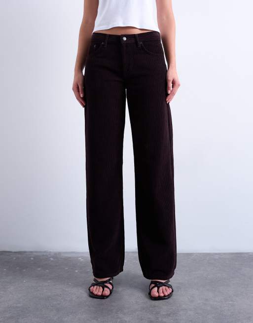 Topshop – Ember – Cord-Jeans in Bitterschokoladenbraun mit niedrigem Bund und weitem Bein