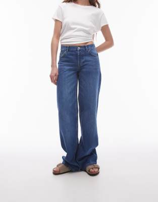 Topshop - Ember - Jeans in kräftigem Blau mit niedrigem Bund und weitem Bein