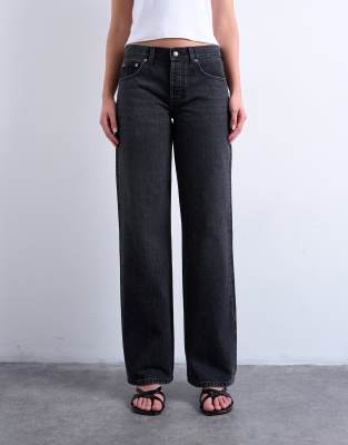 Topshop - Ember - Jeans mit geradem Schnitt und niedrigem Bund in verwaschenem Schwarz