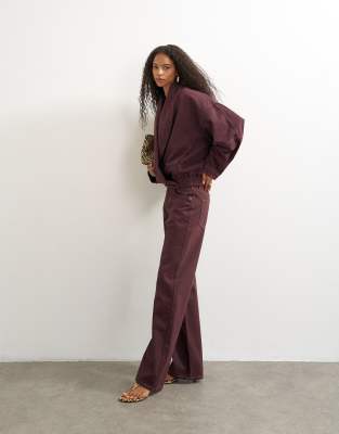 Topshop Ember Low Rise Relaxed Straight Jean In Brown