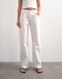 Model wearing Ember low rise relaxed straight jean in white - WHITE