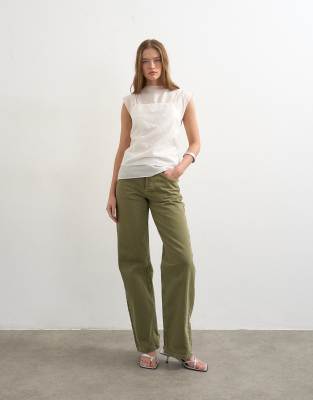 Topshop Ember low rise straight jean in khaki-Neutral