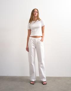 Model wearing Ember low rise straight jean in white