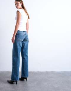 Model wearing Ember low rise straight leg jean in vintage blue