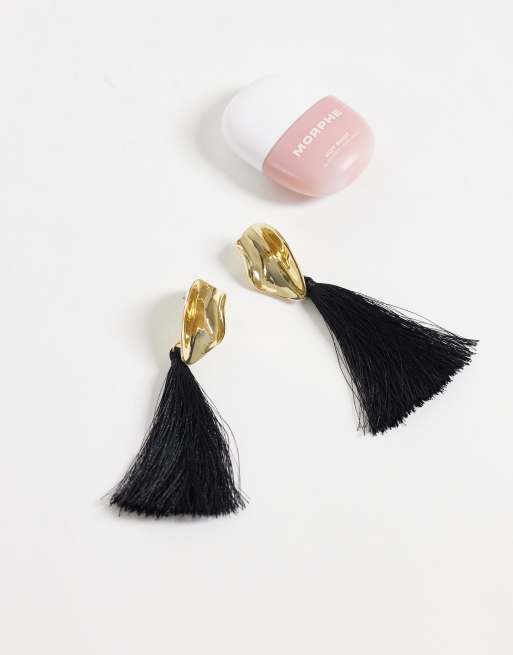 Topshop Emil tassel statement earring in black, 2 of 4