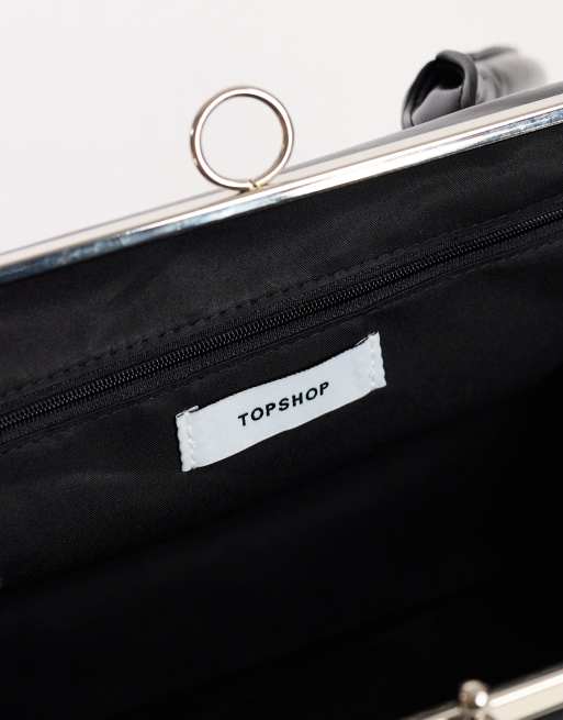 Topshop Emma medium clasp shoulder bag in black, 2 of 4