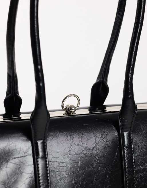 Topshop Emma medium clasp shoulder bag in black, 4 of 4
