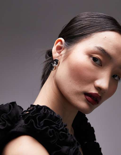 Topshop – Emre – Ohrstecker in geschmolzener Silberoptik