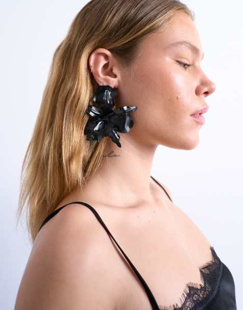 Topshop – Erika – Florale Statement-Ohrringe in Schwarz - view 1