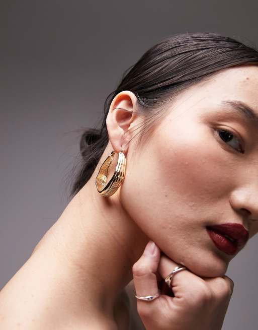 Topshop - Eryn - Orecchini a cerchio effetto fuso color oro