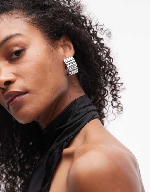 Topshop – Eve – Dicke Creolen in Silberoptik mit Rillendesign