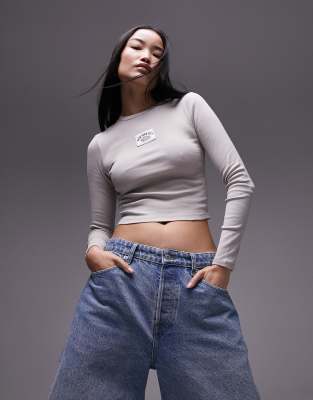 Topshop graphic patch longline long sleeve everyday tee in grey - ASOS Price Checker