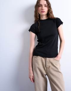 Everyday tee in black
