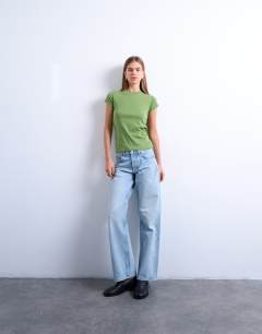 Model wearing Everyday tee in green