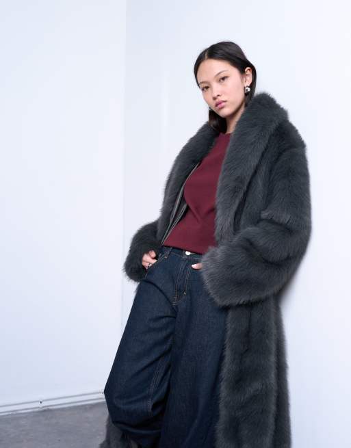 Topshop – Extralanger Oversize-Mantel aus Kunstpelz in Anthrazit mit Schalkragen, 3 von 4