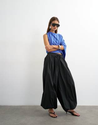 Topshop Extreme Balloon Pants In Black