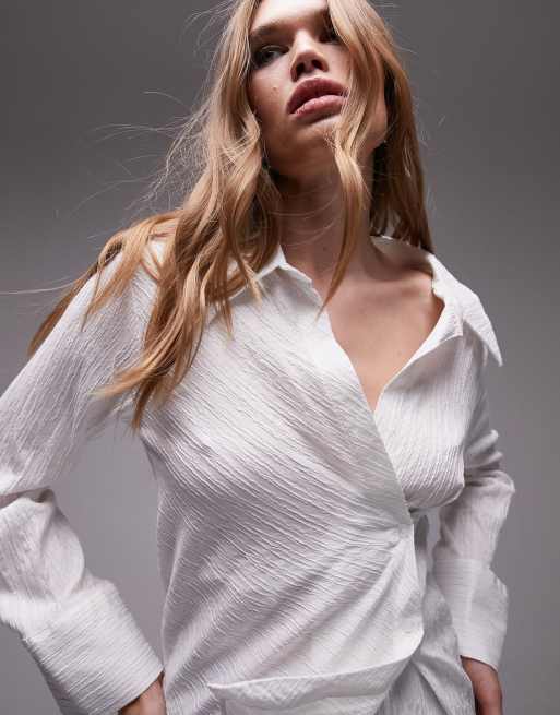 Topshop – Fakturowany kopertowy top w kolorze kości słoniowej