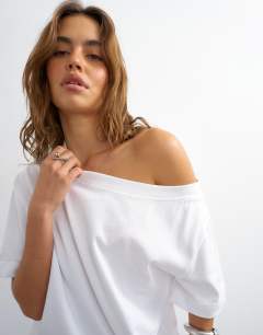 Model wearing Fallen shoulder t-shirt in white
