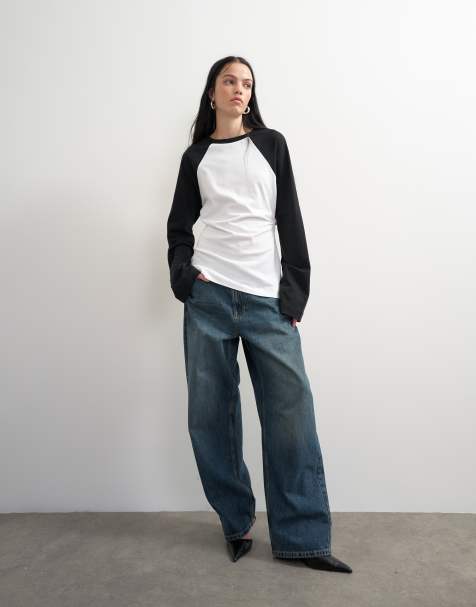 Topshop Farbblock-T-Shirt mit geraffter Taille, Raglanärmeln und langem Arm in Mono - view 1