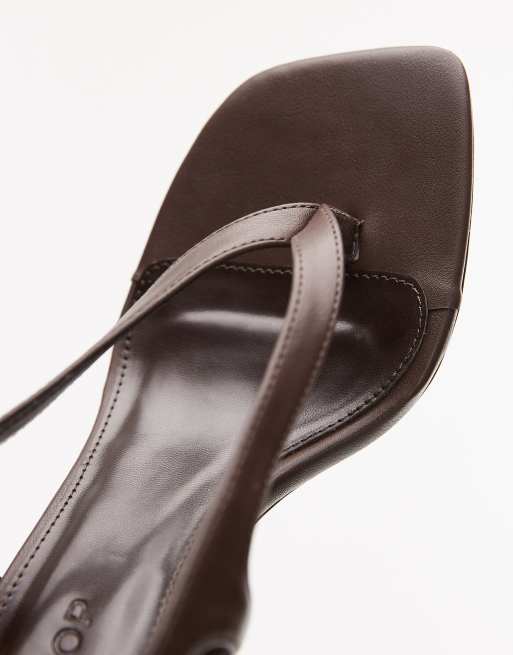 Topshop - Farley - Sandalias de dedo marrón chocolate de tacón alto, 3 de 4