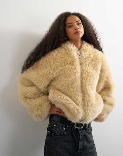 Topshop faux-fur Jacke mit Reißverschluss und Kapuze in Cremeweiß - view 1