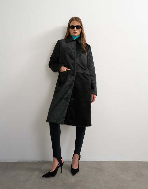 Topshop faux-fur lange jas in zwart - view 1