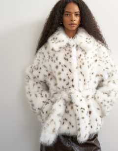 Faux fur short belted coat in spot