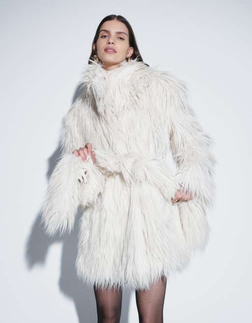 Topshop faux fur short cinched waist short coat in white, 3 of 6