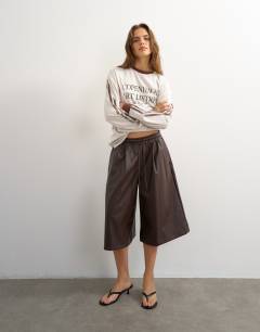 Faux leather culotte in brown