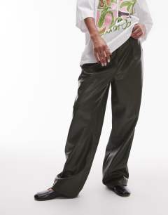 Model wearing Faux leather high waist pleated straight leg trouser  in khaki