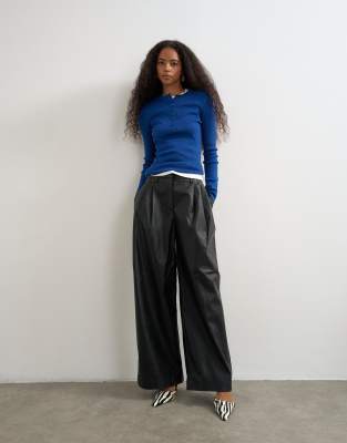 Topshop Faux Leather Pleated Trouser In Black