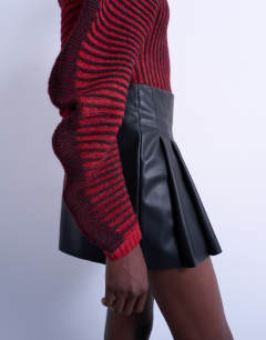 Model wearing Faux leather tailored mini skirt in black