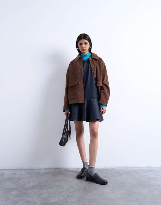 Topshop faux suede patch pocket boxy jacket in brown, 3 of 4