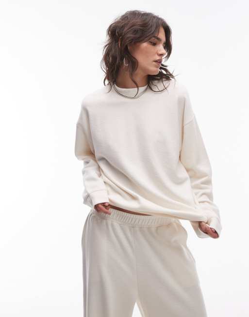 Topshop - Felpa spazzolata color crema con collo a imbuto