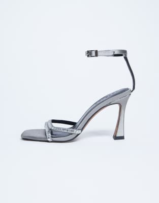 Topshop - Fifi - Verzierte Sandalen in Silber mit ausgestelltem Absatz