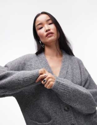 Topshop - Flauschige Oversize-Strickjacke in Grau mit V-Ausschnitt und Taschen