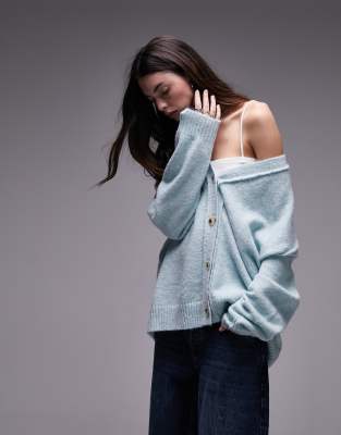 Topshop - Flauschige Oversize-Strickjacke in Hellblau mit langem Schnitt