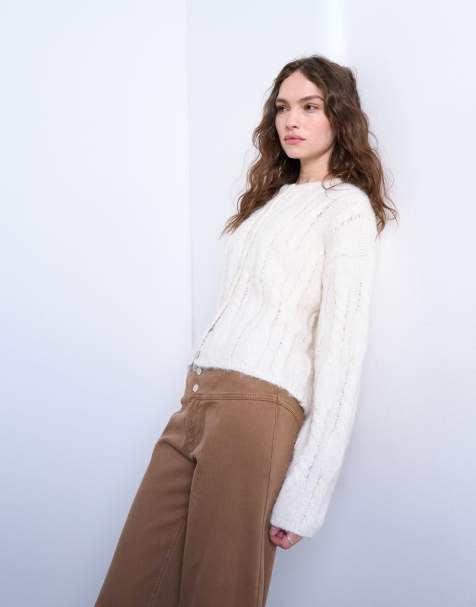 Topshop – Flauschige Strickjacke in Cremeweiß mit Zopfmuster - view 1